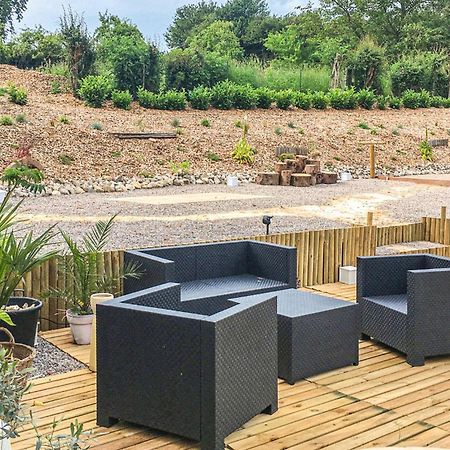 Gorgeous Apartment In Alette With Kitchenette Ngoại thất bức ảnh